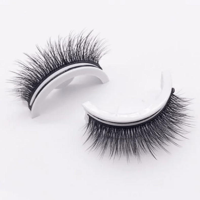 Lashy™ - Deine Schönheit, leicht gemacht: Mühelose Wimpern, die haften bleiben!
