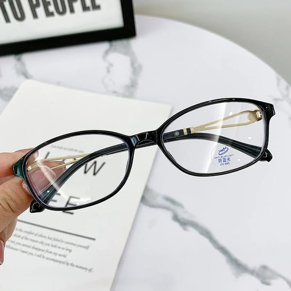 EyeGlow™ Lesebrille - Dein Stil, Dein Schutz, Deine klare Sicht!